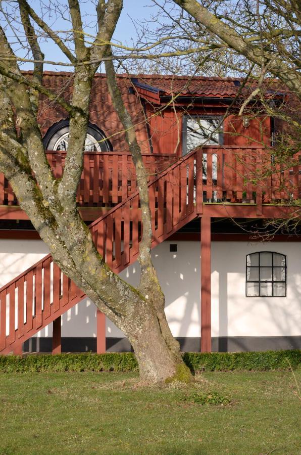 Torsborgs Gard Bed and Breakfast Simrishamn Exterior foto