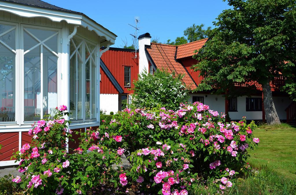 Torsborgs Gard Bed and Breakfast Simrishamn Exterior foto