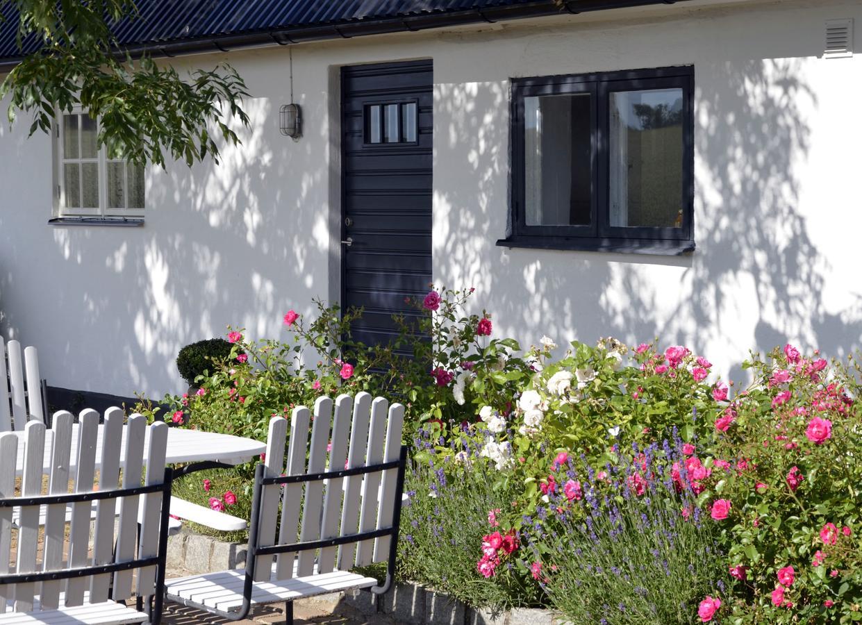 Torsborgs Gard Bed and Breakfast Simrishamn Exterior foto